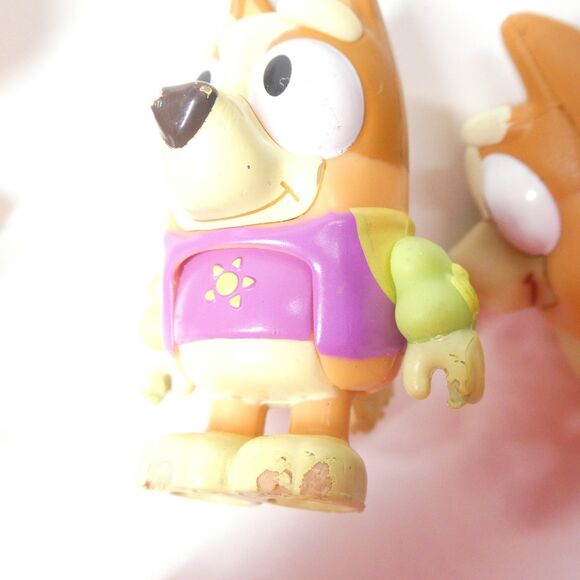 Bluey Action Figures Lot Bingo + Chilli Mom Lot of 7 - Picture 4 of 7